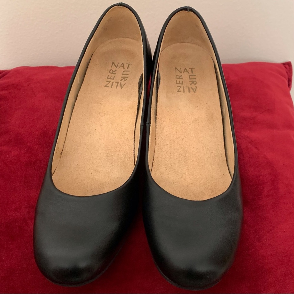Naturalizer Donelle Womens 7.5 Med Black shoes